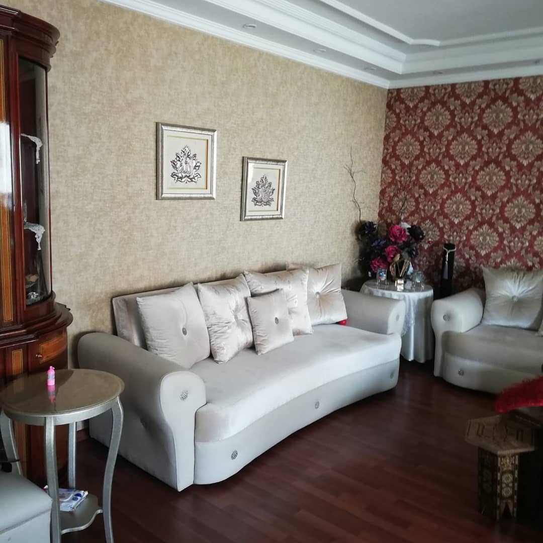 İstanbul Boya Badana, İthal Duvar Kağıdı, Dekorasyon Firması Tüm yapı ve dekorasyon işlerinde Villa, Fabrika, Ev, İş alanları ve yaşam alanlarında profesyonel olarak hizmet vermekteyiz. Duvar Kağıdı, Boya Badana, Alçıpan, Led Spot, Duvar Çıtası, Dış Cephe Boyama, Mantolama, Zemin Kaplama, Kartonpiyer, Parke, Seramik Fayans ve diğer tüm dekorasyon, Yapı ve Elektrik işlerinde uzman kadromuzla yanınızdayız.